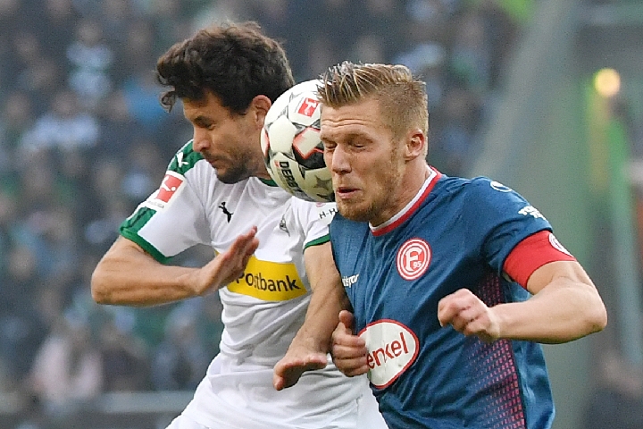 箭送上总冠 箭送上总冠