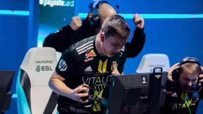 对抗激烈的 对抗激烈的