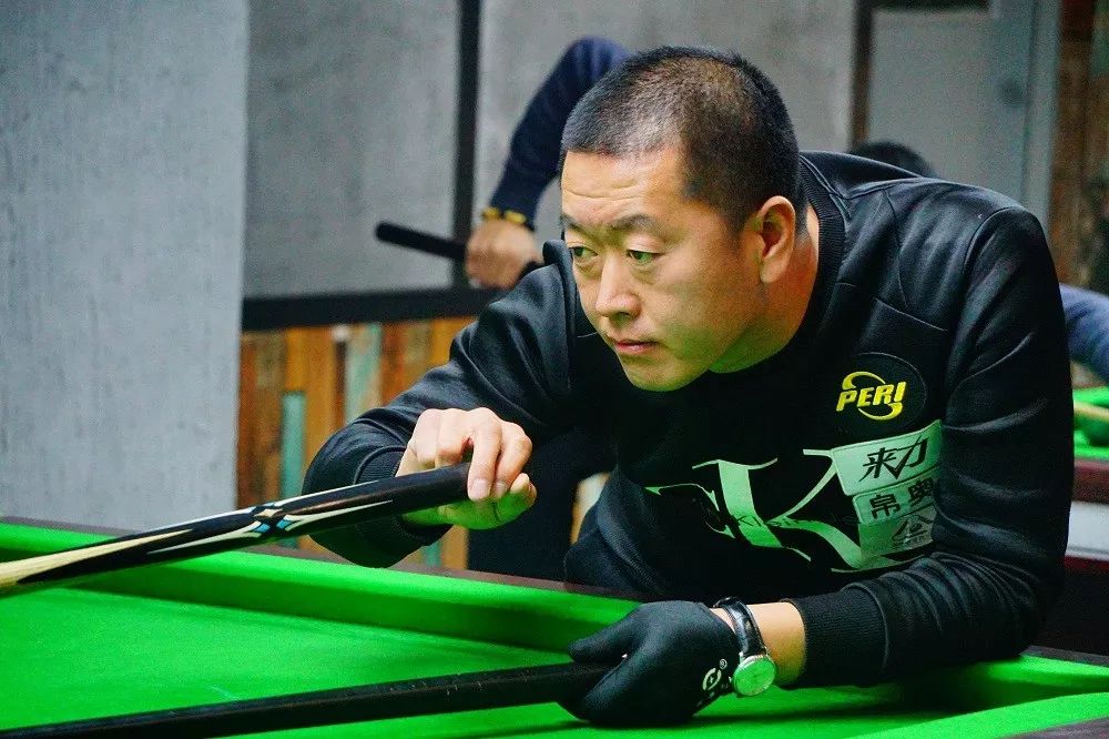 他在防守端 他在防守端