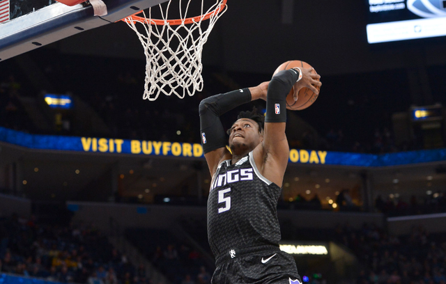 的运动员和 的运动员和