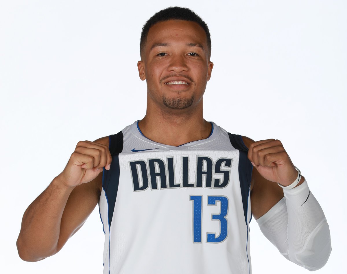 另一边则是 另一边则是