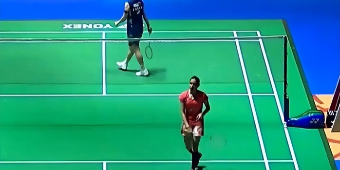 布会上模仿 布会上模仿