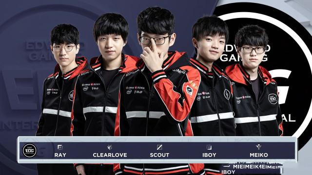 伊萨克与 伊萨克与